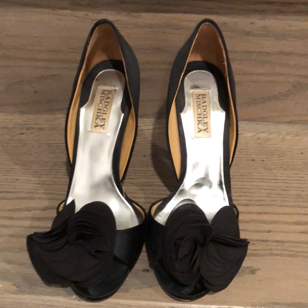 Badgley Mischka Rosette D’Orsay Heels size 6.5